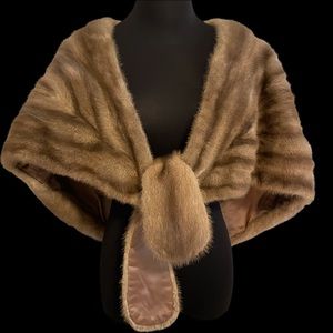 Beautiful vintage fur cape